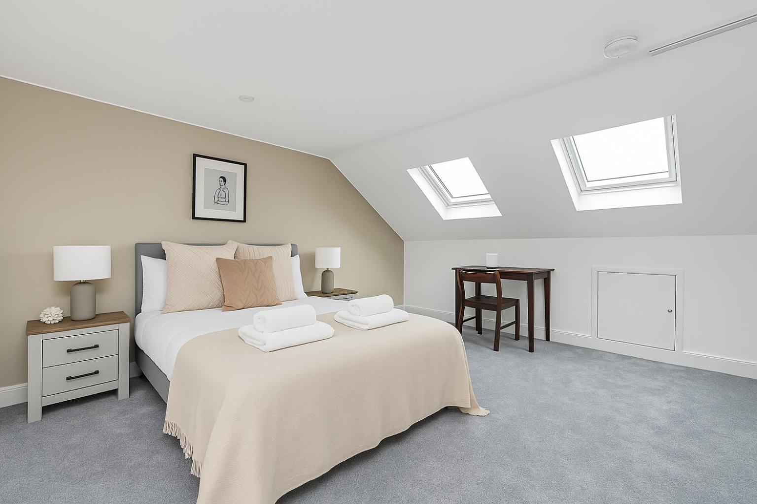 Bright Private Rooms - Peaceful Morden Location London Bagian luar foto